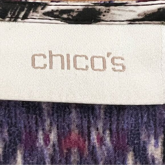 Chicos size one, medium, 3/4 sleeve abstract, animal, print pattern top - Picture 3 of 7